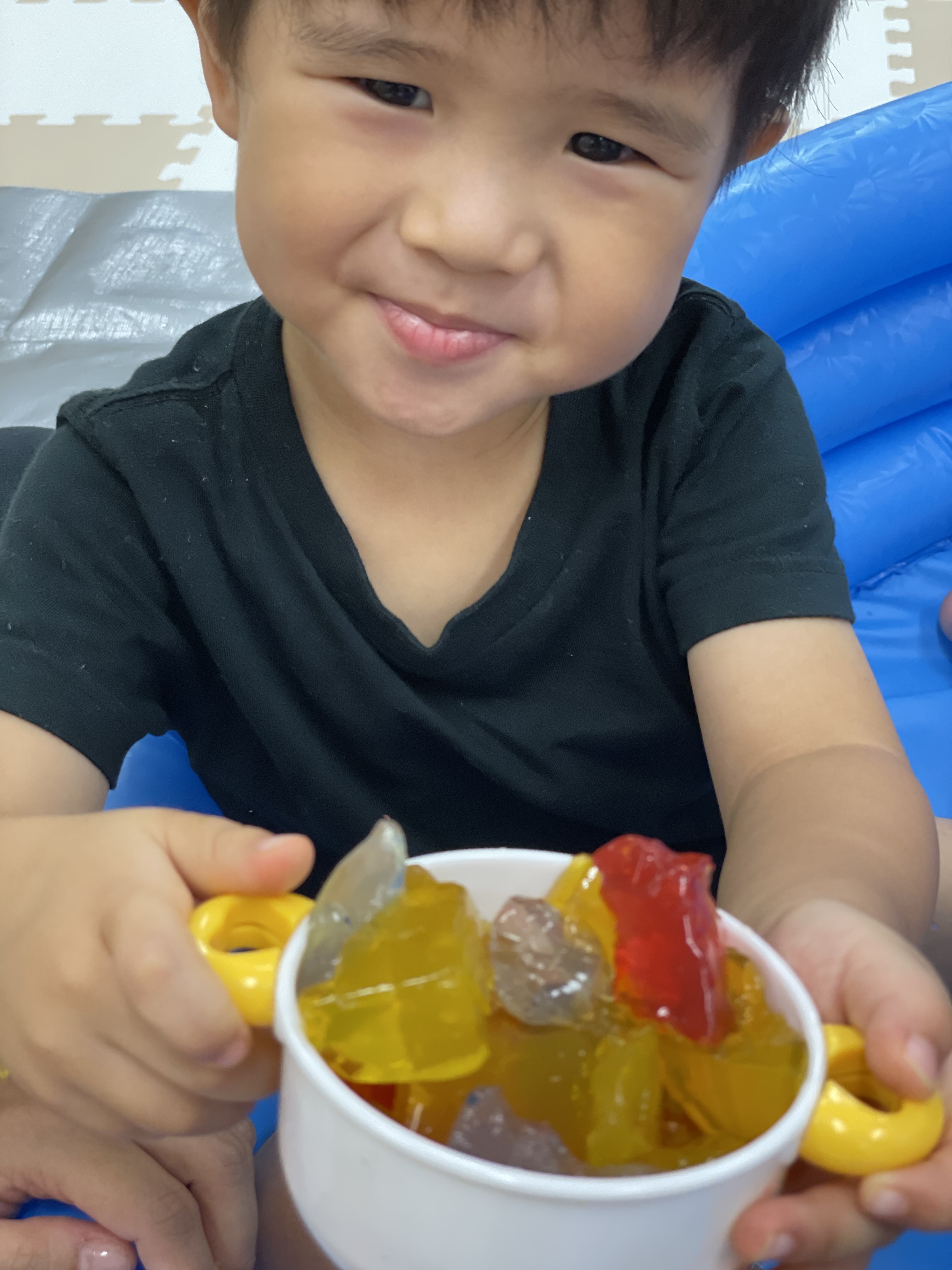 089D8EDB-D198-4777-9820-892784675CFC