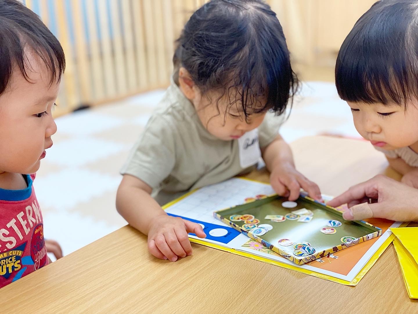 FFB0917C-24C2-4D5C-8D15-FBF975898B82