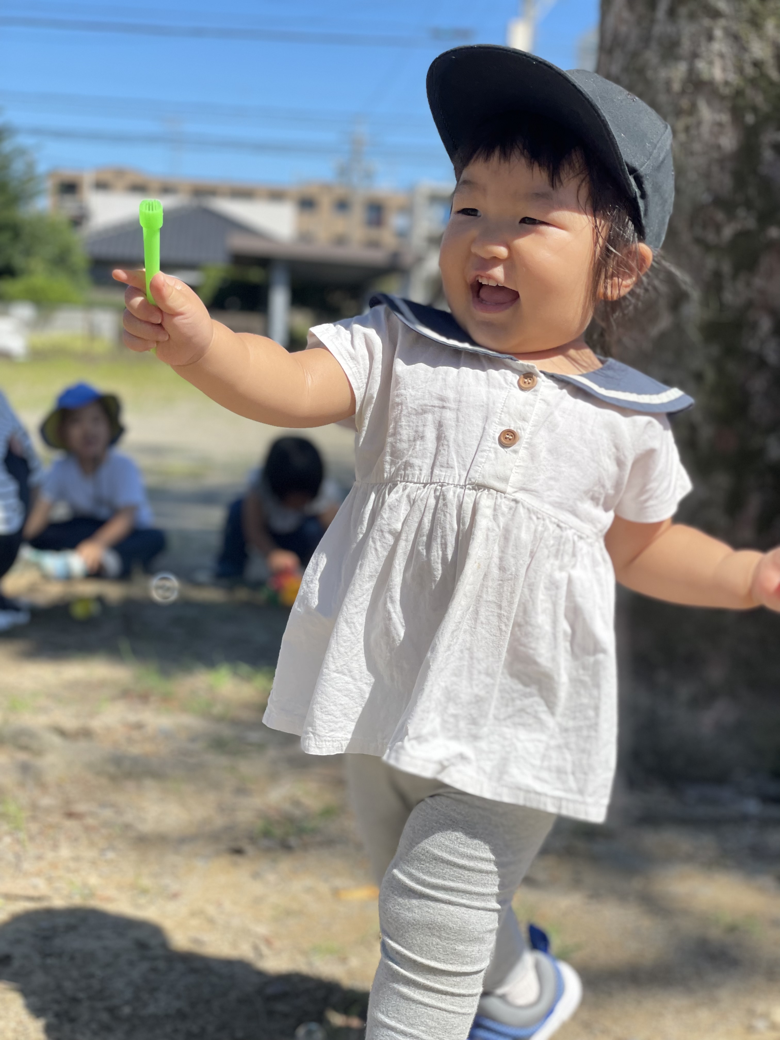 71B7D659-3C0F-4AF5-B51D-751387C19068