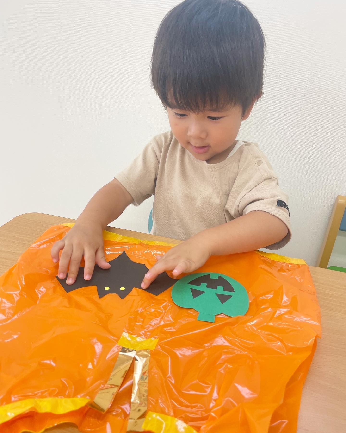 9CB0966B-C095-46D7-8777-FBA68CEDF0FD