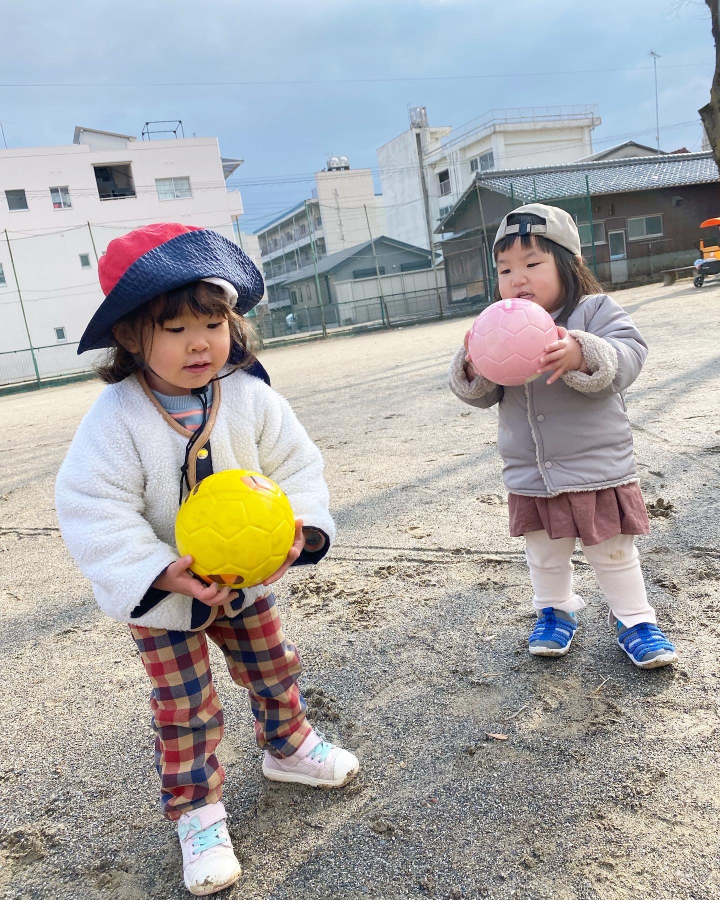 5DEBE171-5EB6-4104-8963-6BBC479B830A