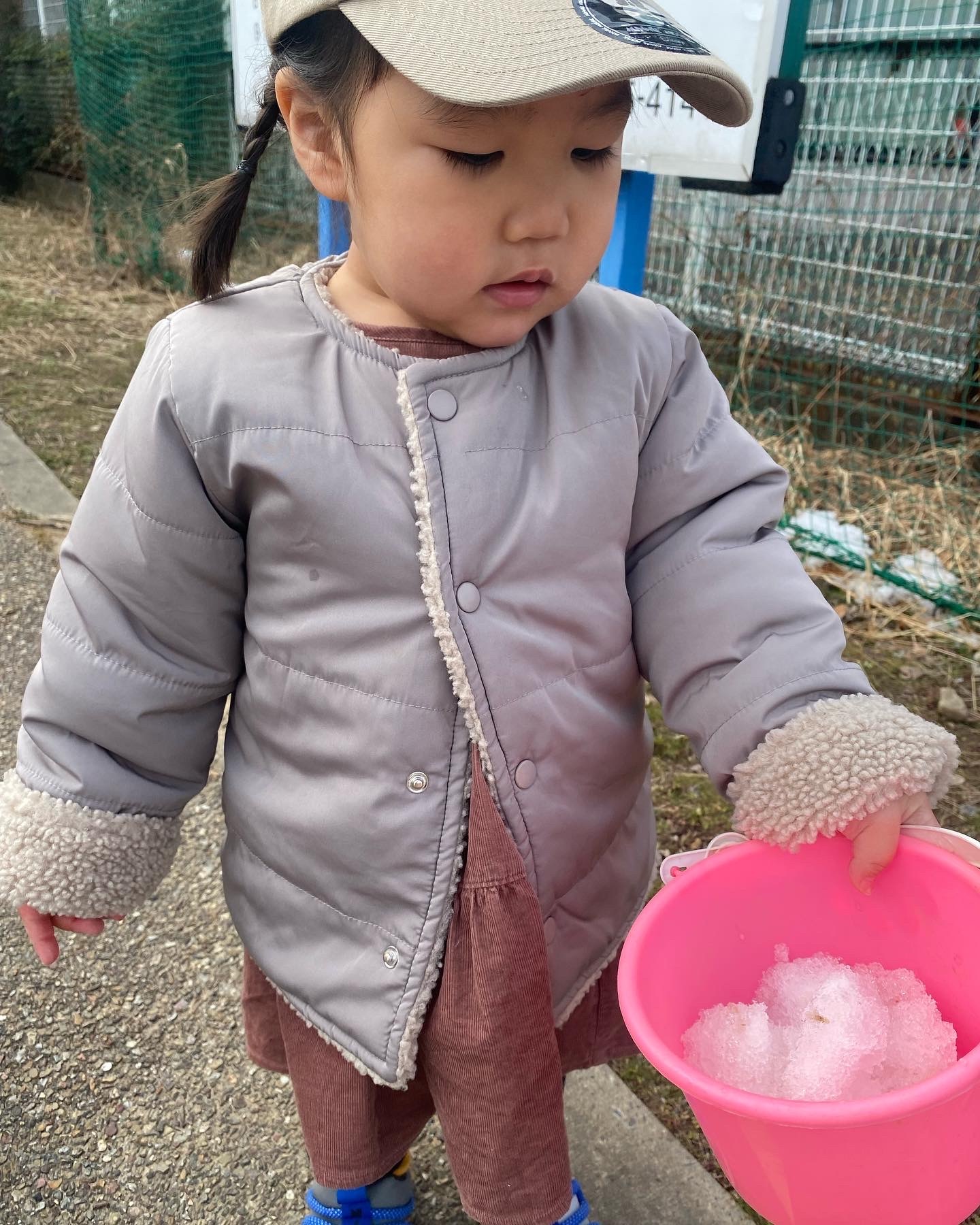 CAD61C9D-B23E-4B0D-8609-013F12909737