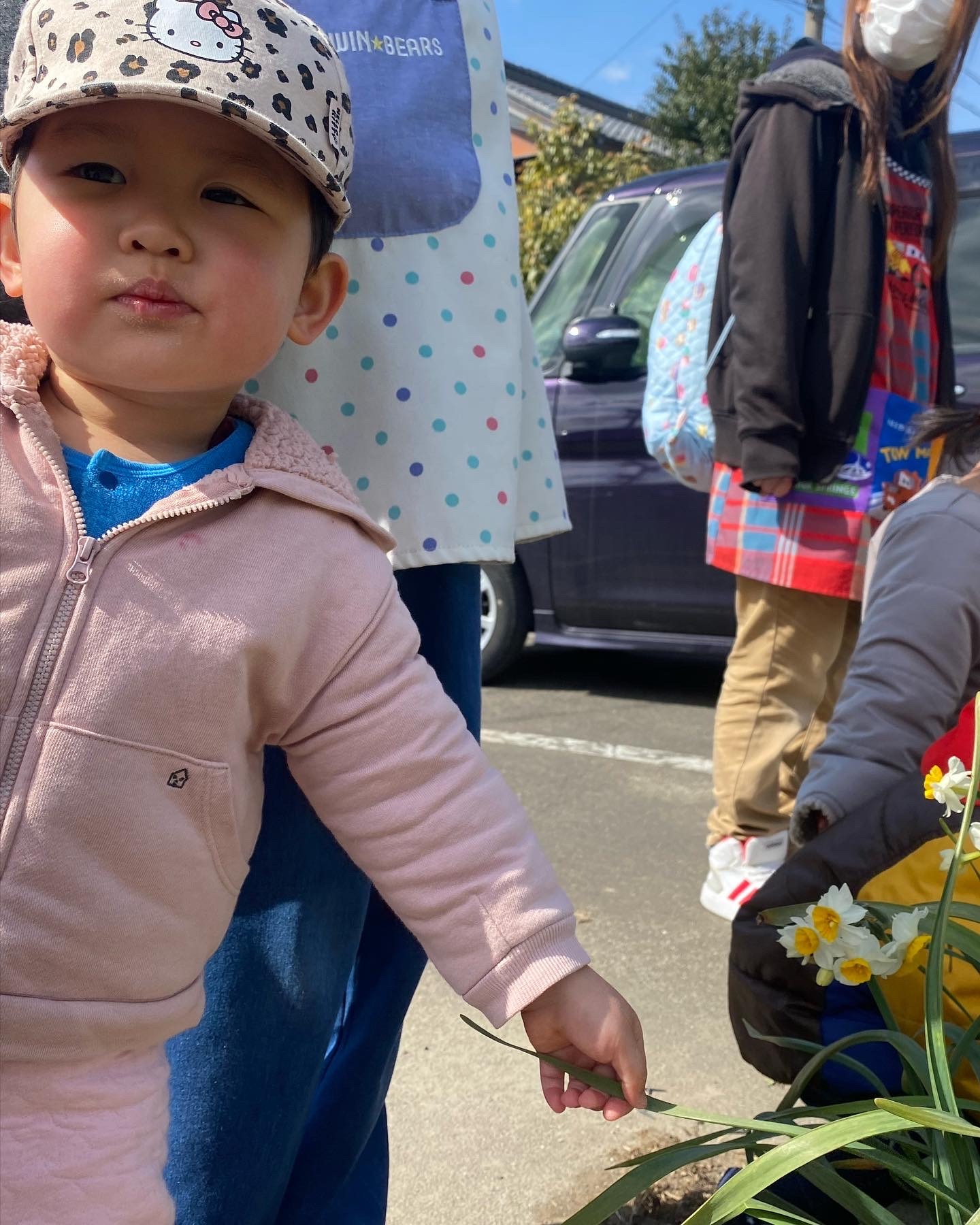 64D330CF-BB03-4CB1-928D-C8B553E3C269