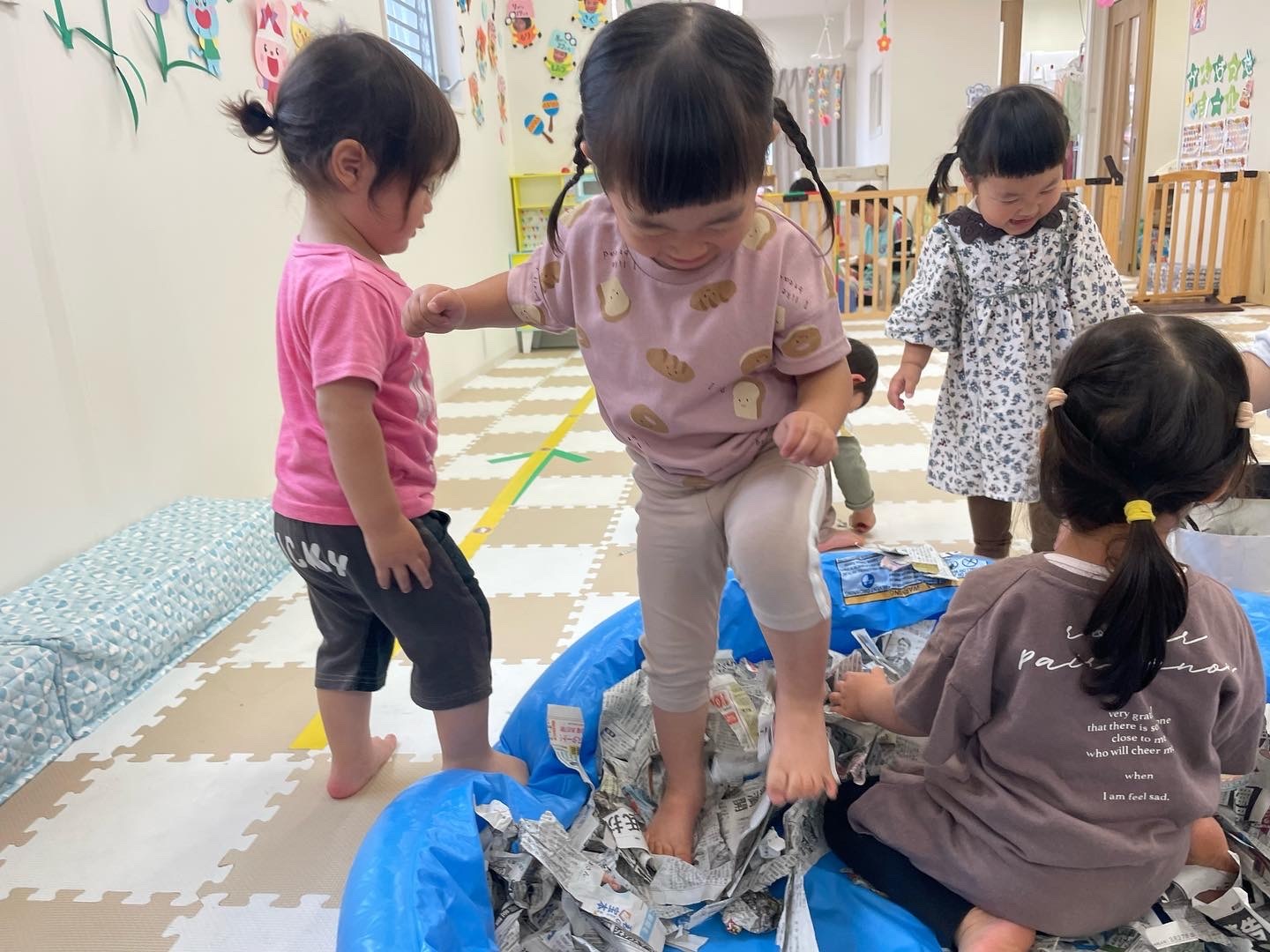 11CF3318-2FB0-4D34-8D76-05C26B3C3965