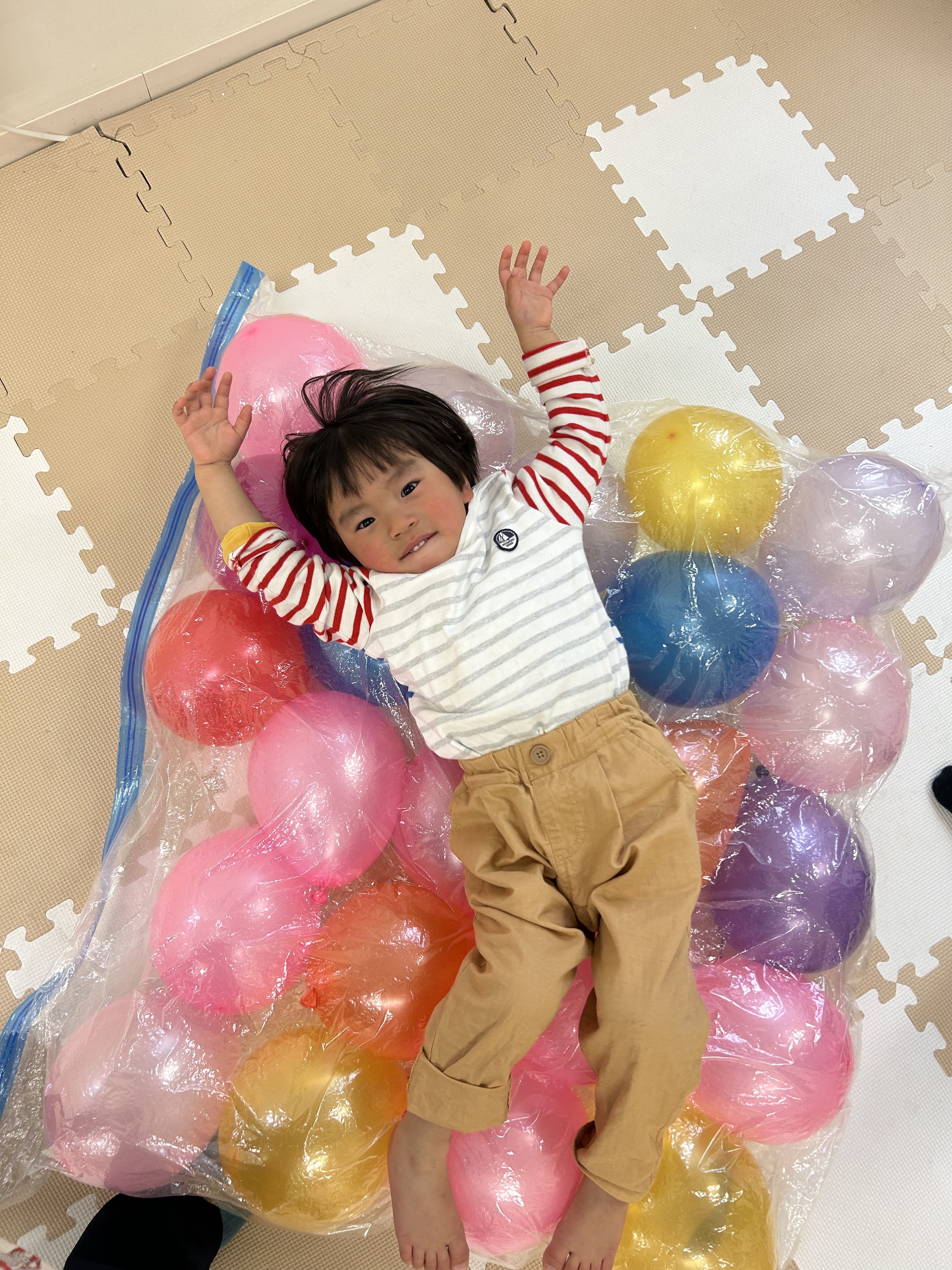 C7D86589-BF99-4A13-91DB-386DF2D4A2EF